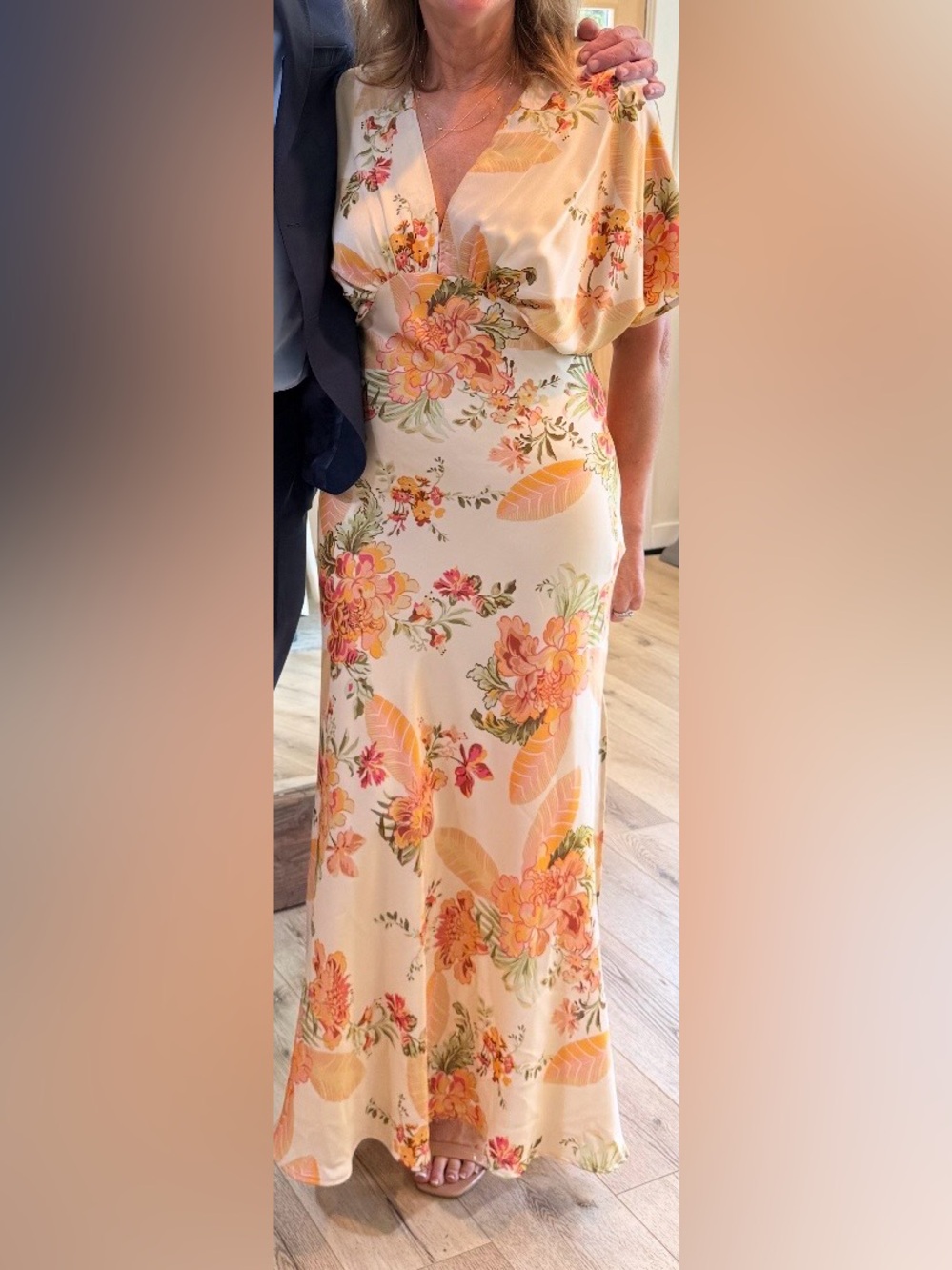 Dress Forum Cream Maxi Dress with Peach Floral Print Large